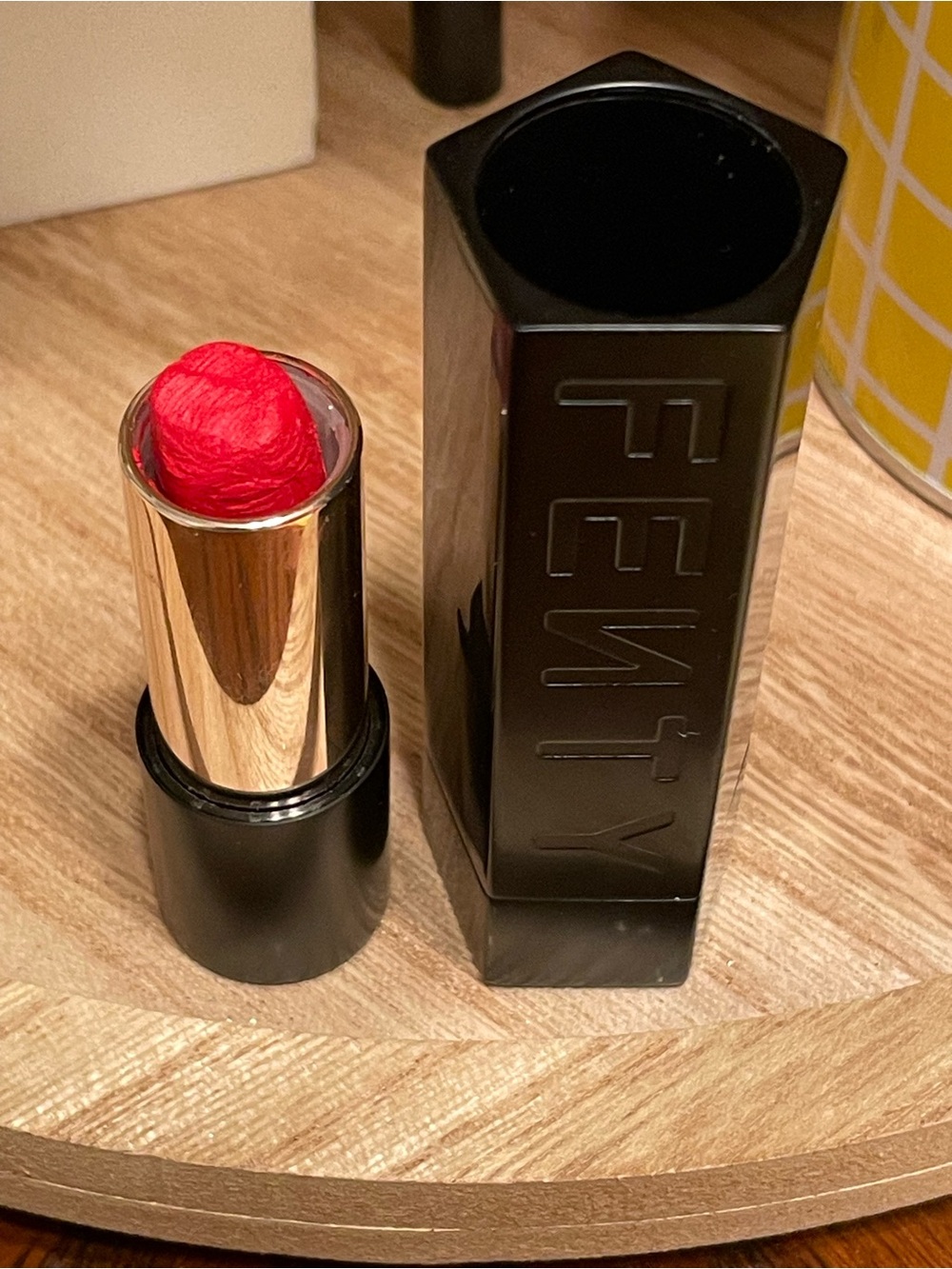 Fenty Beauty Icon Semi-Matte Lipstick 16 Danger Danc'r Matte Black Case Red Slig
